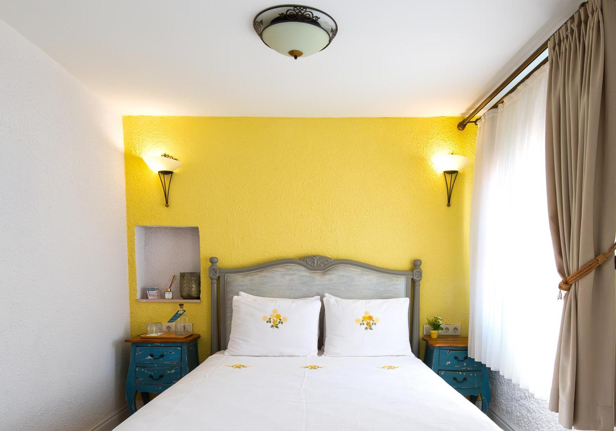 Sigacik Gardenya Buti̇K Otel Exterior photo