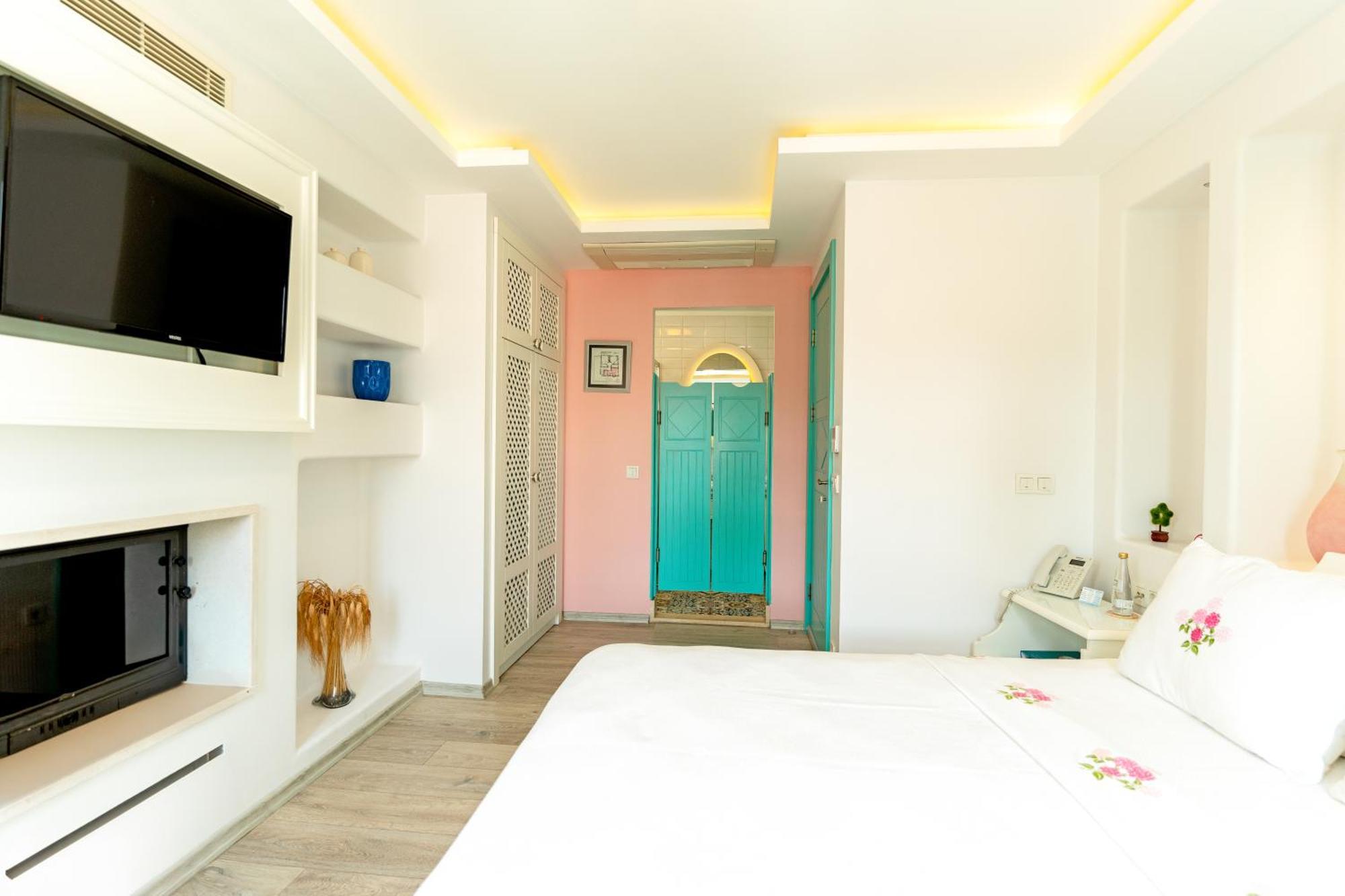 Sigacik Gardenya Buti̇K Otel Exterior photo