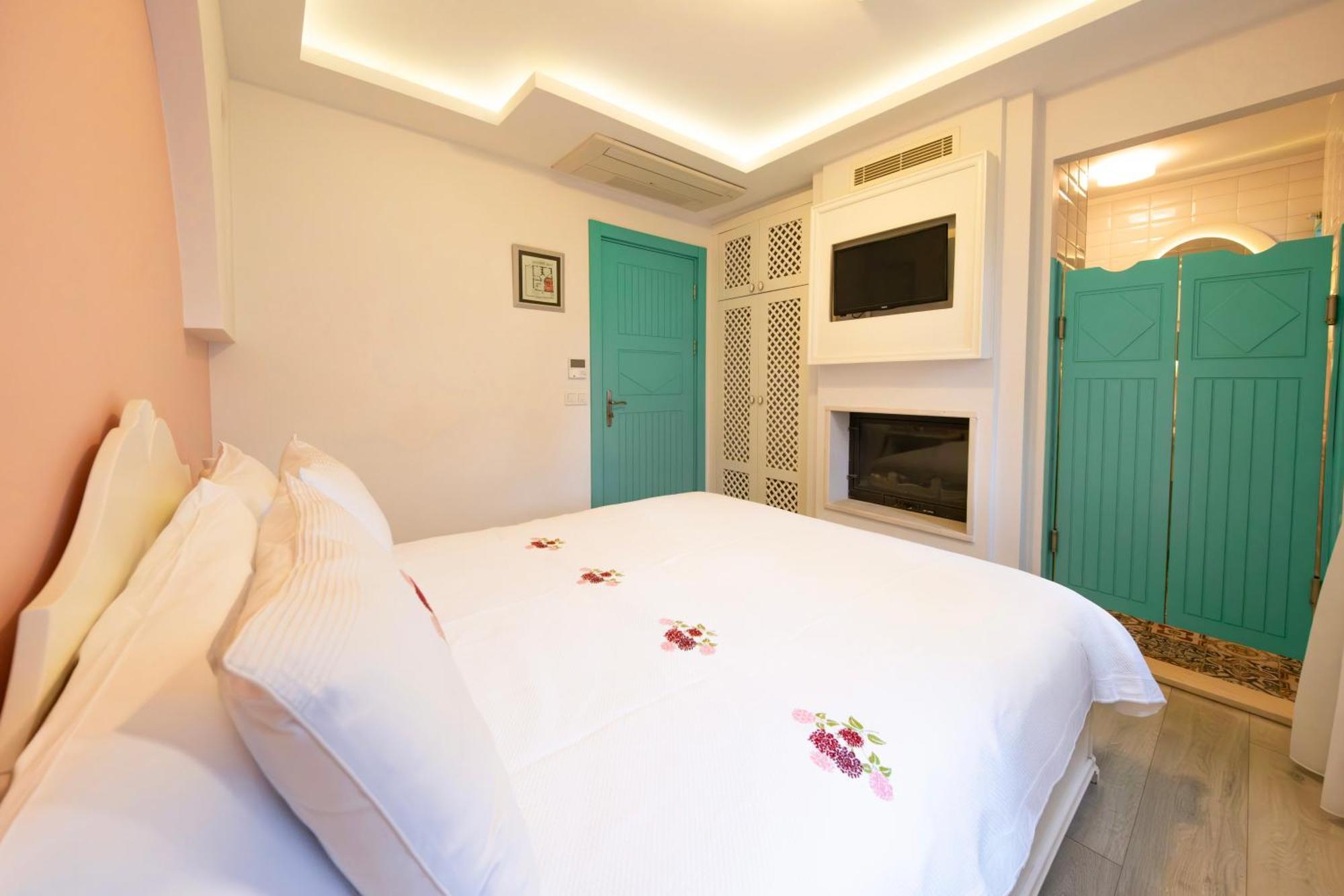 Sigacik Gardenya Buti̇K Otel Exterior photo