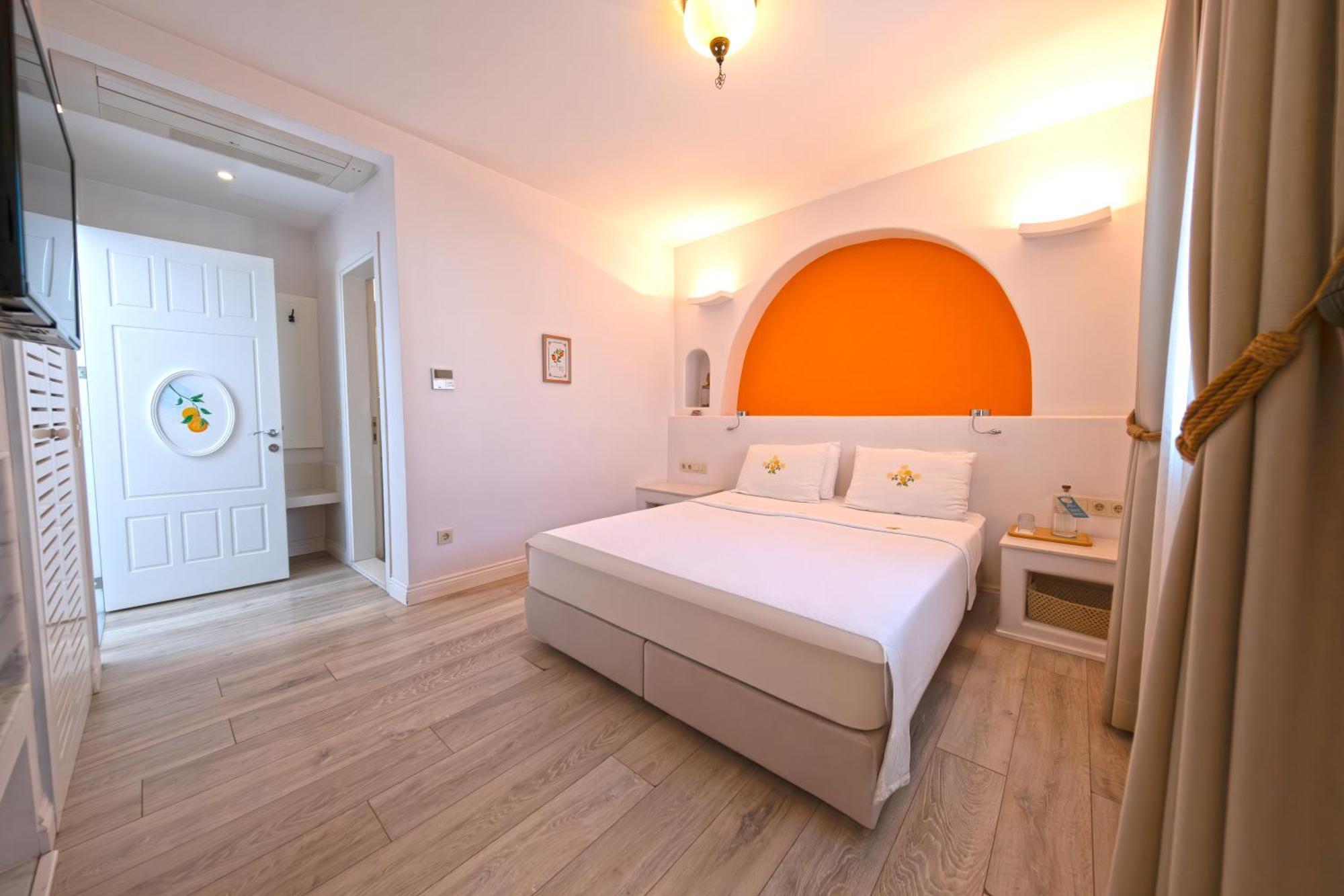 Sigacik Gardenya Buti̇K Otel Exterior photo