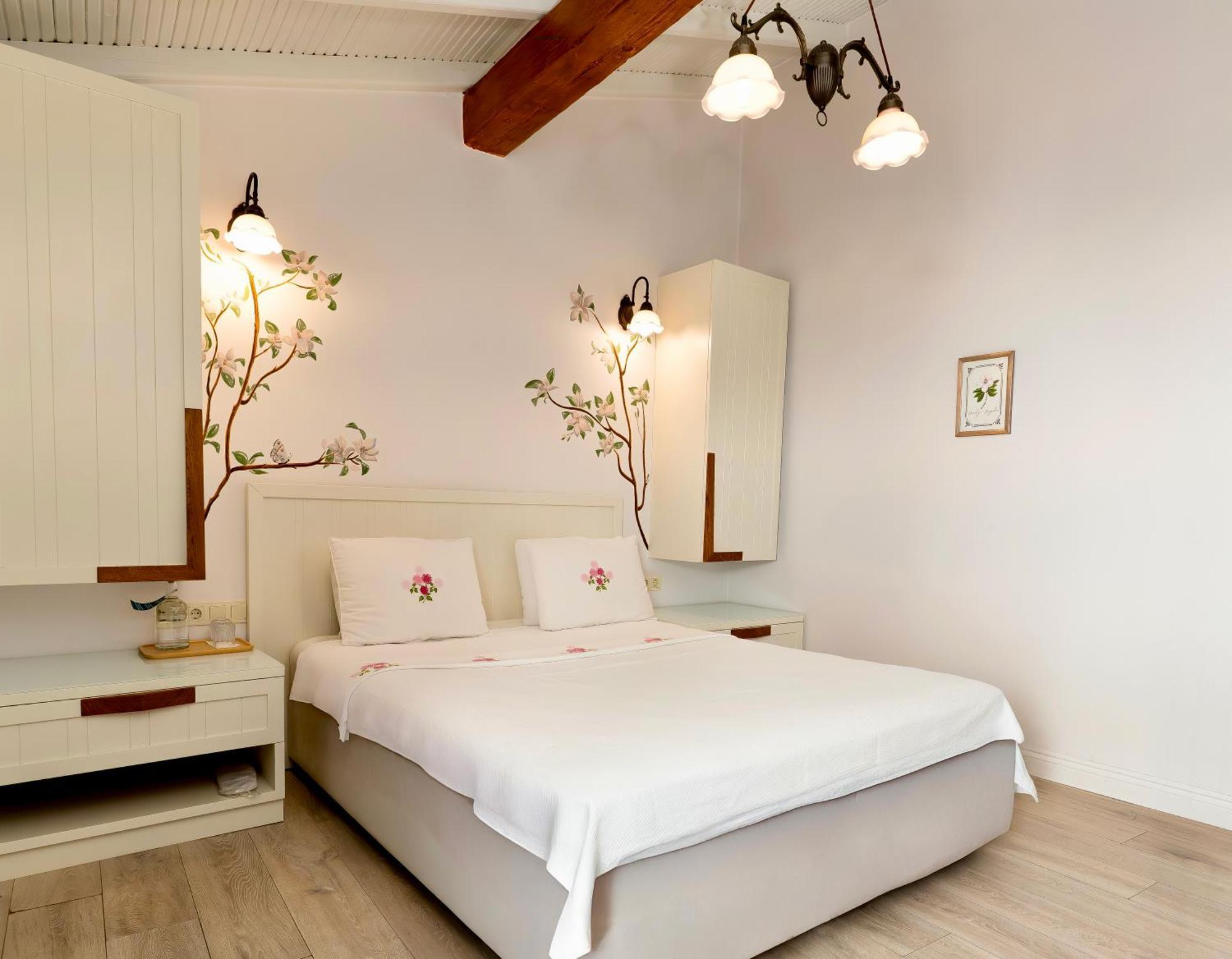 Sigacik Gardenya Buti̇K Otel Exterior photo